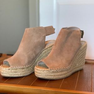 Kenneth Cole for Garnet Hill tan suede peep toe espadrilles
